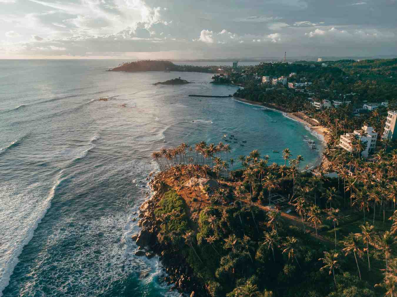 mirissa-beach-sri-lanka